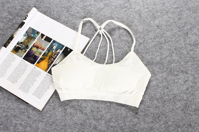 

Summer new Beautiful Women's back wrap With massage chest pad Fashion black and white One size