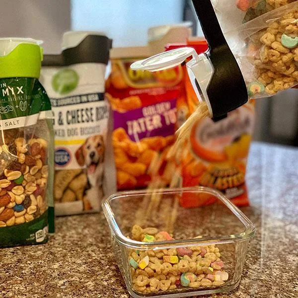 

1PC Plastic Food Bag Cap Kitchen Storage Preserve Sealing Bag Cap Sealing Clip Food Preservation Sealing Clip Home Clip Tools