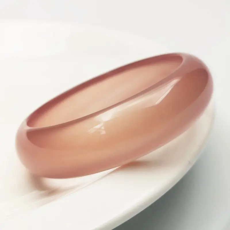 Браслет с натуральным розовым кристаллом элегантный темперамент вишневый цвет