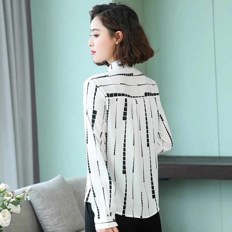 

2021 Summer Women Blouses Fashion Striped Black White Print Chiffon Blouse Women Shirts Long Sleeve Plus Size Ladies Tops DROWYD