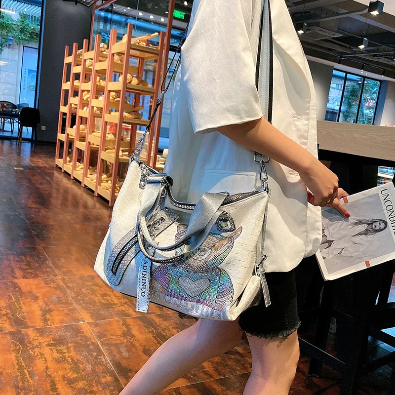 brand luxury rhinestone designer women handbag new fashion diamond crossbody bag high capacity cute bear shoulder bag sac a main free global shipping