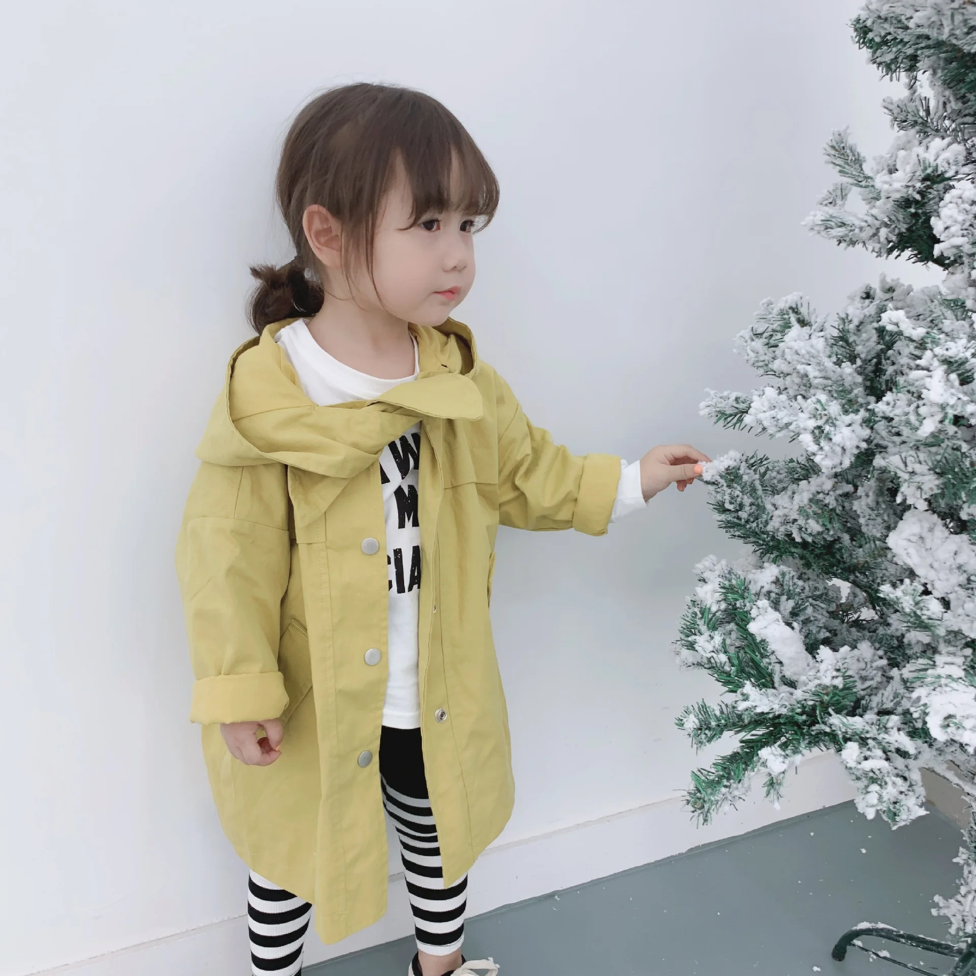 Модные однотонные тренчи с капюшоном в Корейском стиле для девочек 1 6 лет Детские