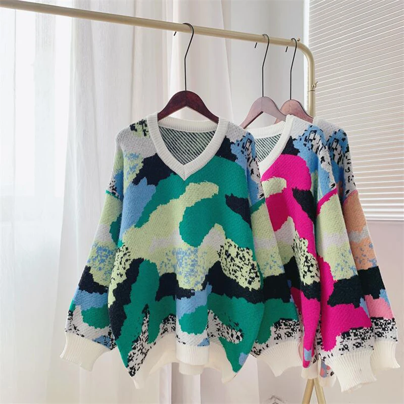 Autumn and winter women's casual printed V-neck long-sleeved loose sweater