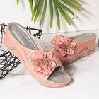 Женские босоножки с цветами на высоком каблуке летние босоножки на танкетке; Женская обувь; Тапочки с цветочным узором; Повседневная обувь на платформе размера плюс 43, Zapatos Mujer