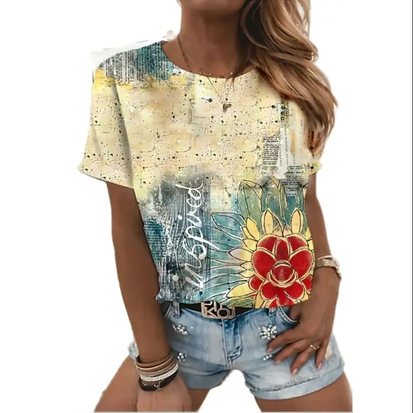 Женская футболка с рисунком птицы круглым вырезом |