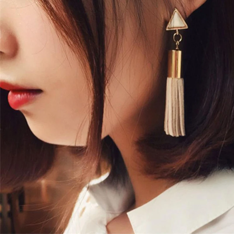 

2021 New Fashion Retro Punk Exaggerated Sweet Metal Triangle Leather Tassel Ladies Pendant Earrings Jewelry Banquet Gift