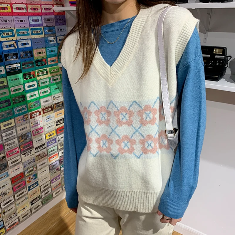

Sweater Vests Women Sleeveless Floral 3-colors Sweet Girls All-match V-neck Kawaii Holiday Maiden Stylish New Clothing Korean