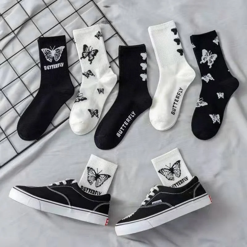 

Retro Cute Japanese Spring Summer Socks for Women Female Is Tied Sportsnet Red Bow Simple Fashionable Socks