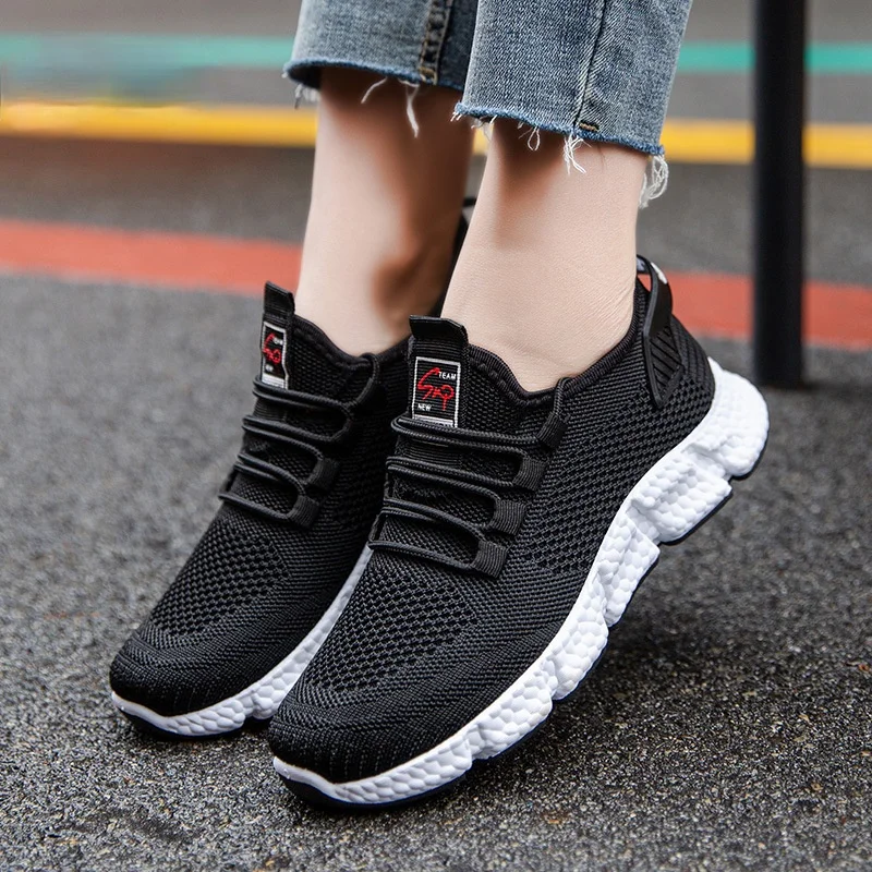 

2021 удобные кроссовки, женская уличная летняя дышащая женская спортивная обувь, Резиновые Нескользящие кроссовки, популярная тренировочная...