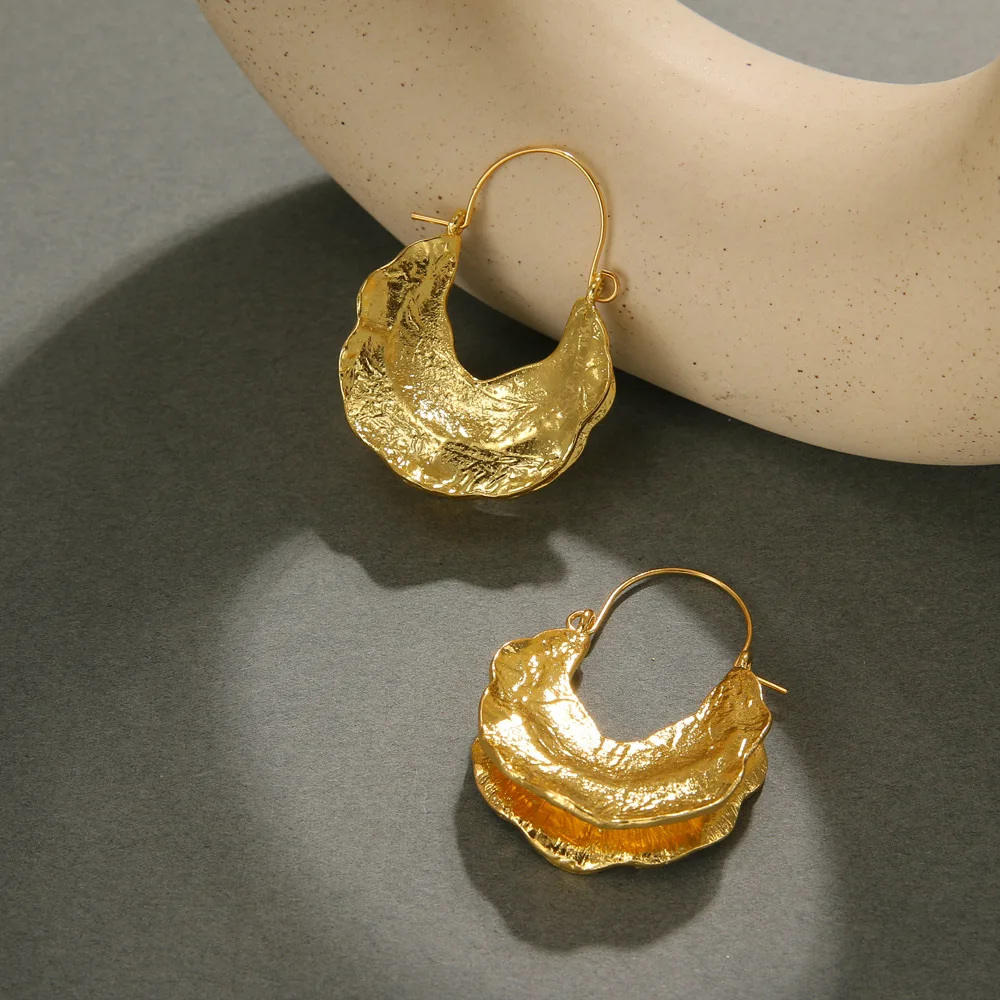 

Dangle Earrings