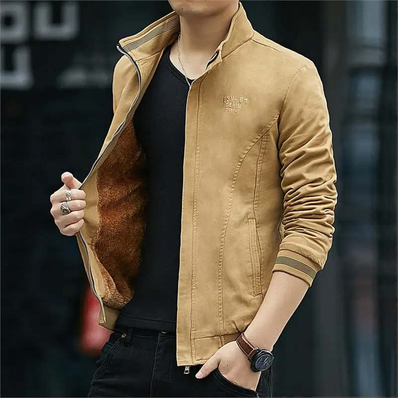 Модная мужская бейсбольная куртка на осень и зиму утепленная плюшевой