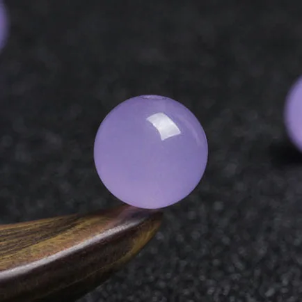 Фиолетовая лавандовая халцедоновая бусина