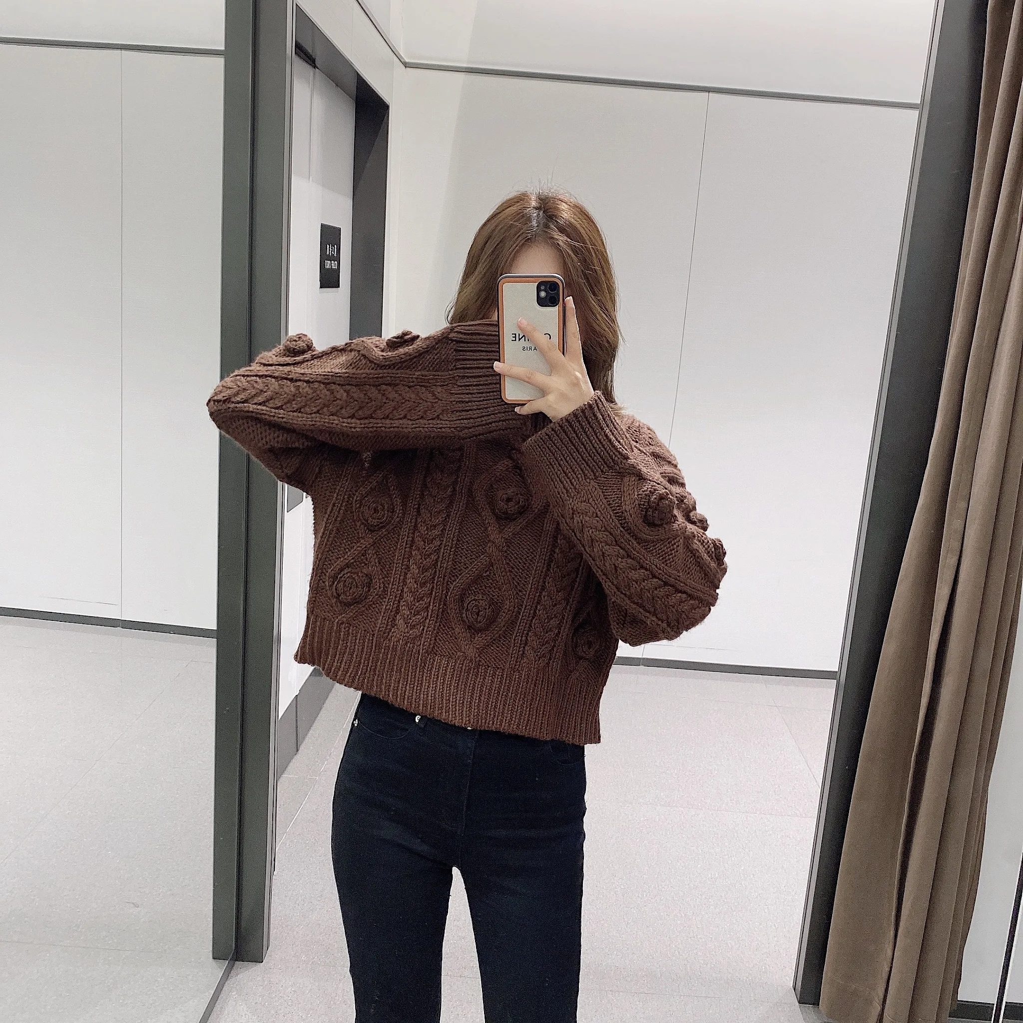 

2021 autumn and winter new women's sweater flower knitting decoration loose casual retro fashion Christmas party sweater top