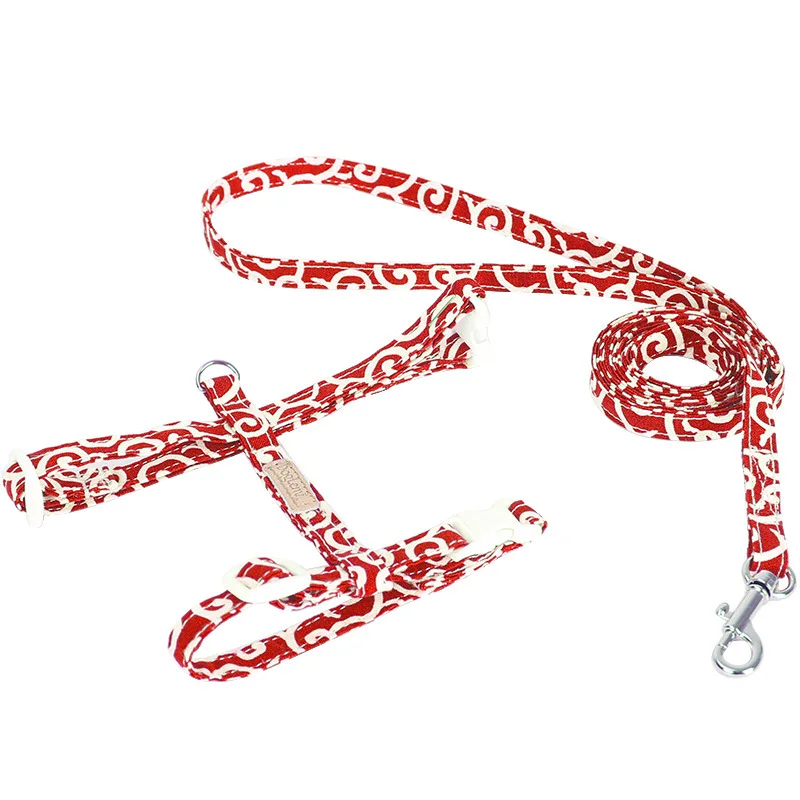 

Cat Leash Chest Strap Fashionable Adjustable And Comfortable Japanese-Style Pet Outdoor Walking Pet Supplies Set