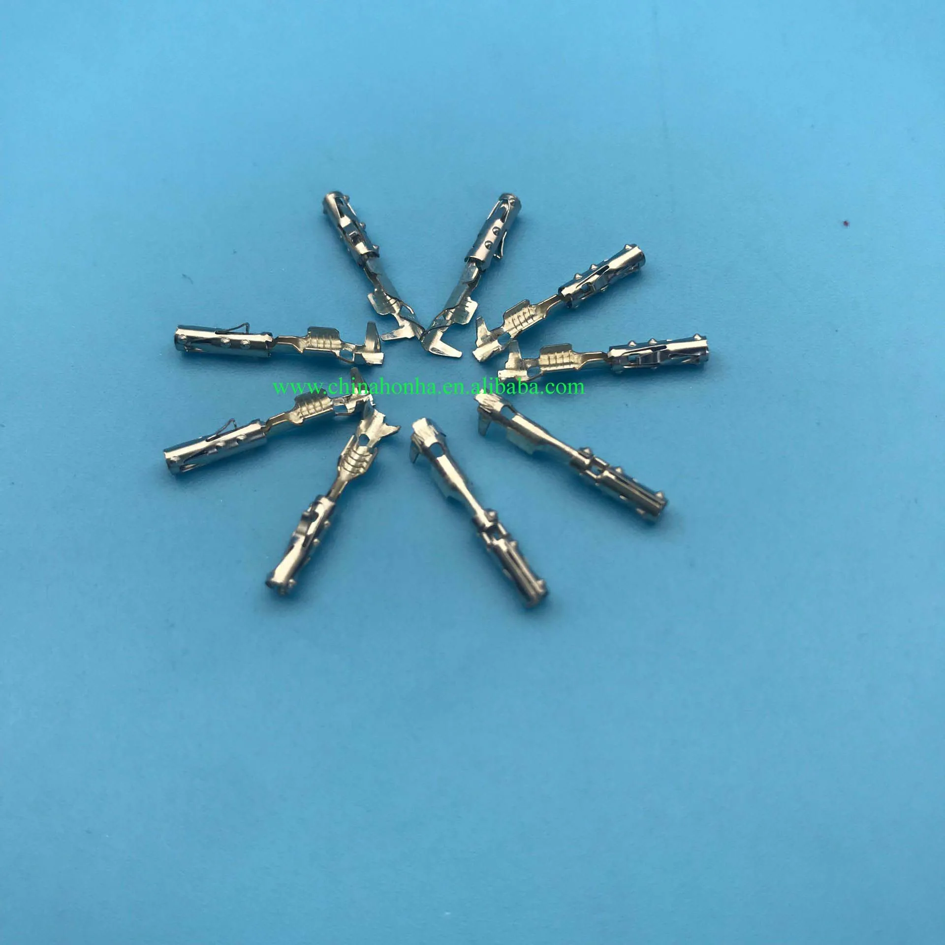 Для автомобильного жгута проводов ремонт и замена небольшой терминал штырь 643221029