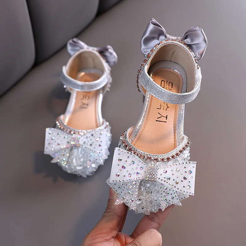 

Hot Summer Girls Sandals With Bow Open Toe Diamond Princess Party Shoes Soft Flat Sandals For Girls Kids Sandals