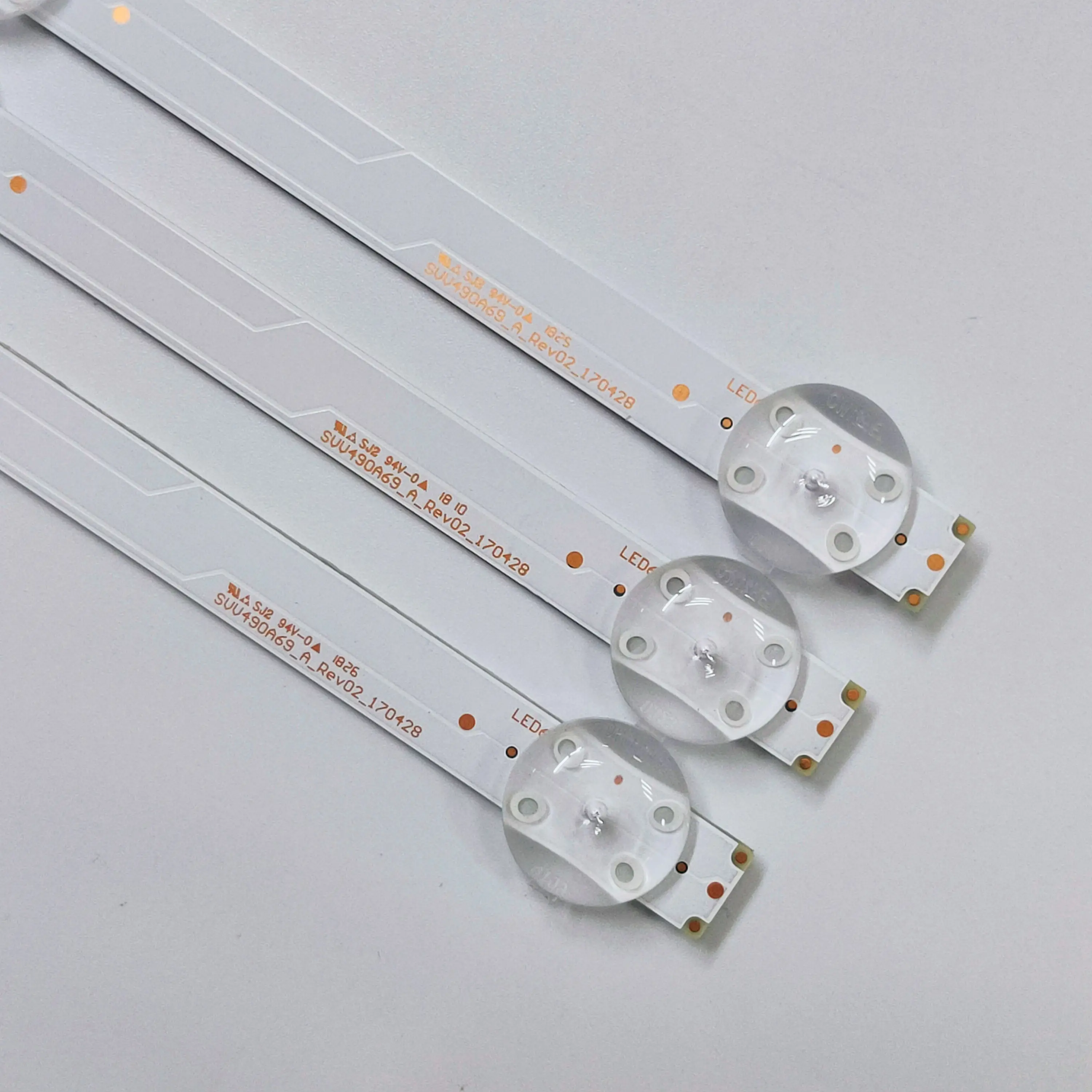

SVV490A69-A-Rev02-170428 SVV490A69 6 3V