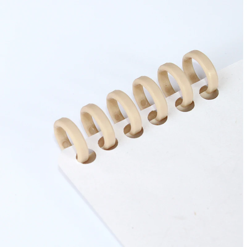 6 hole 12mm milk 12 мм пластиковый скоросшиватель для бумаг 25 отверстий россыпью листьев Связывание кольцо ручной работы катушки блокнот спиральная печать полосы Бар резка офисная поставка - Цвет: 6 hole 12mm milk