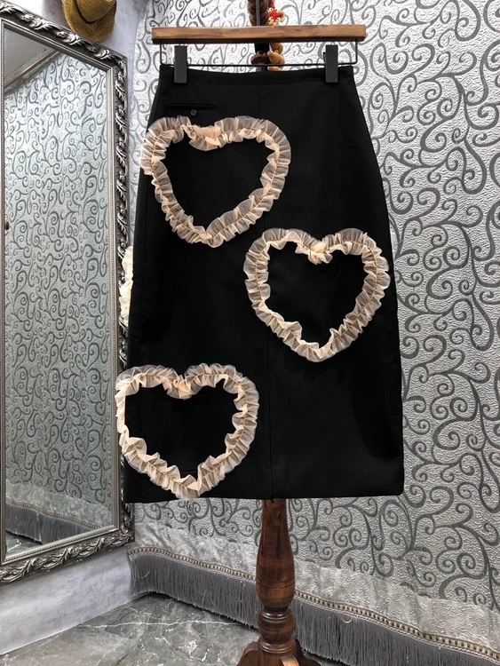 

2021 new women fashion net yarn wood ear stitching peach heart decoration all-match skirt 725