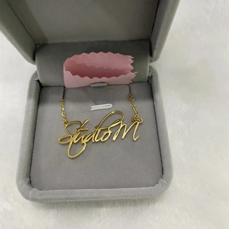 Женское и мужское ожерелье-чокер с именным именем именной табличкой на заказ