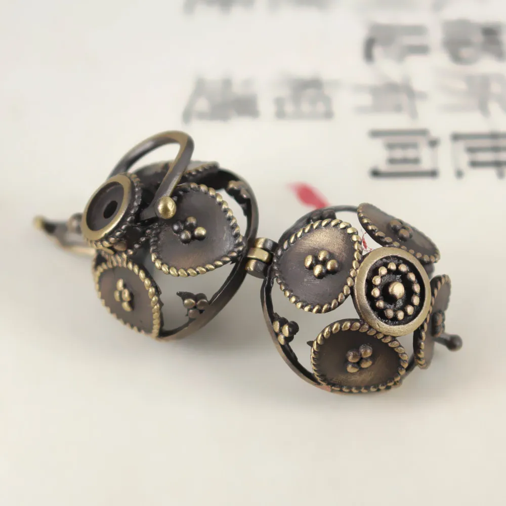 Античная бронзовая Щетка латунная желанная молитва круглая коробка медальон