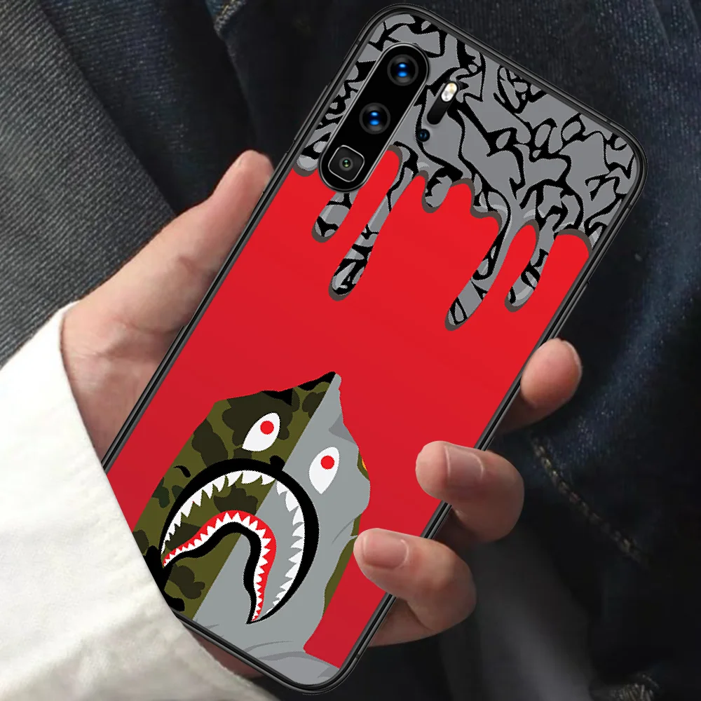 

Fashion Sports Brand Bape Phone Case For HUAWEI P 9 10 20 30 40 Lite smart Pro Z 2019 Nova 5T 6 7 i black Shell Fashion Cover