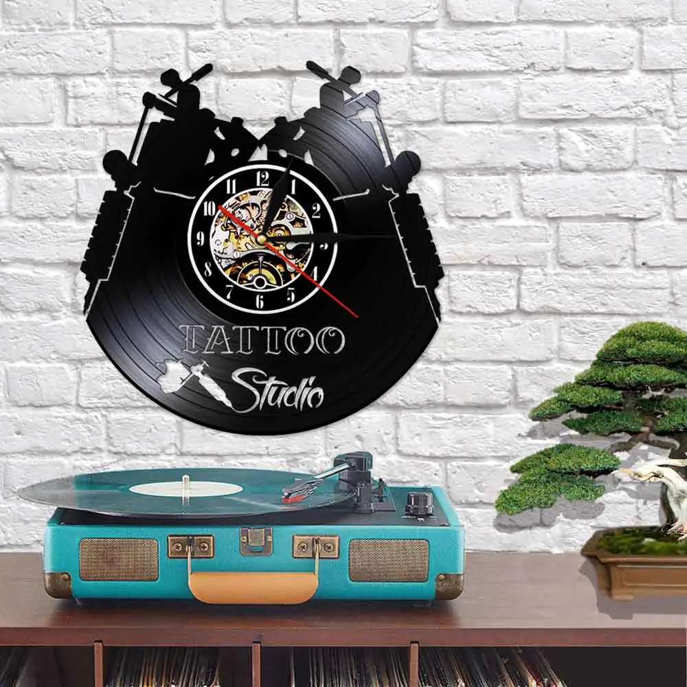 Тату студия логотип бизнес знак винтажная виниловая запись настенные тату часы
