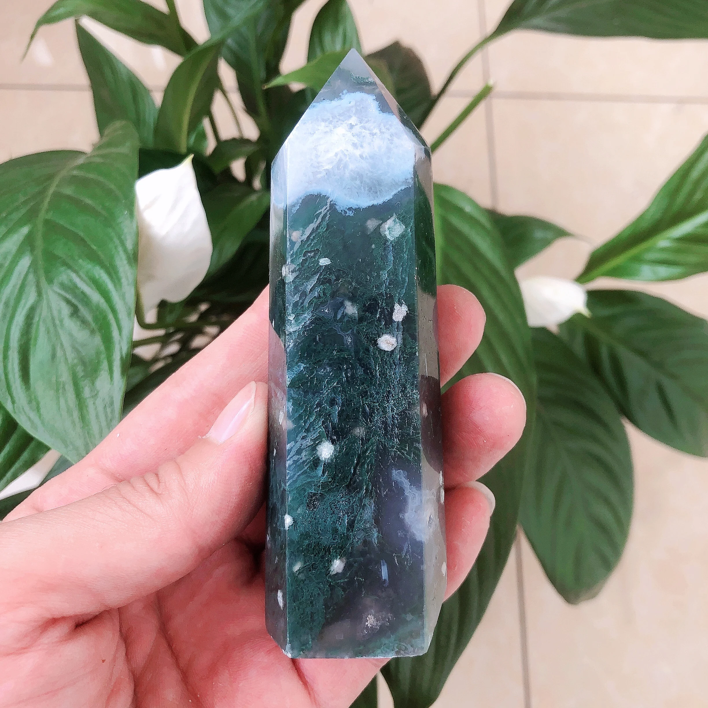 

1pc Natural Crystals Quartz Moss Agate Tower Point Energy Reiki Stones Room Home Office Aquarium Decoration Accessories Gemstone