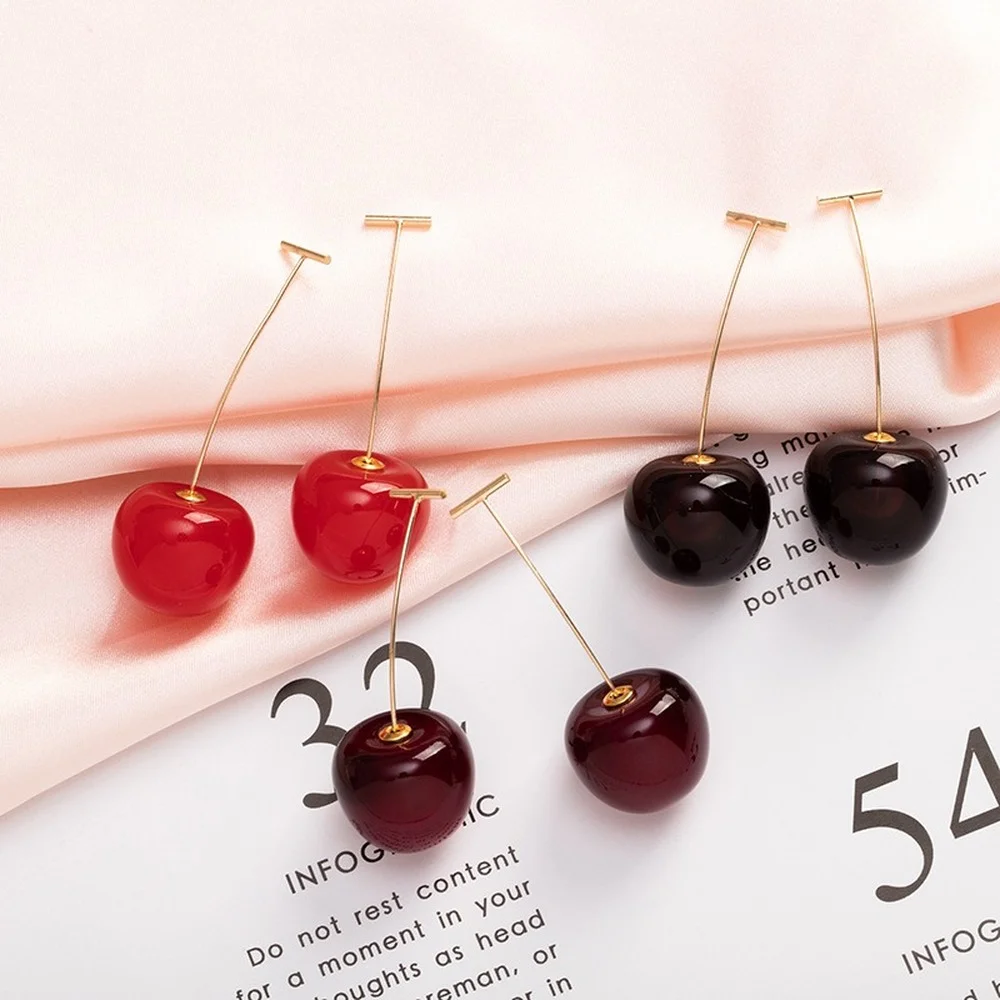 

New fashion and popular ladies party gift glass cherries fruit earrings creative cherry design Korean earrings wholesale jewelry