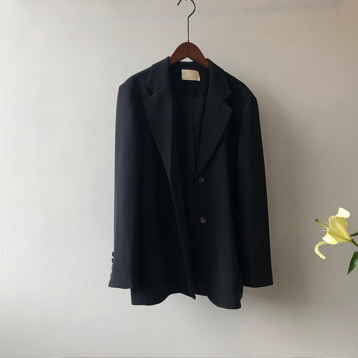 

Yeeloca Fashion Thin Loose Suit Coat Women's 2021 Spring New Solid Notched Blazers Korean Slim Casual Two Button Top