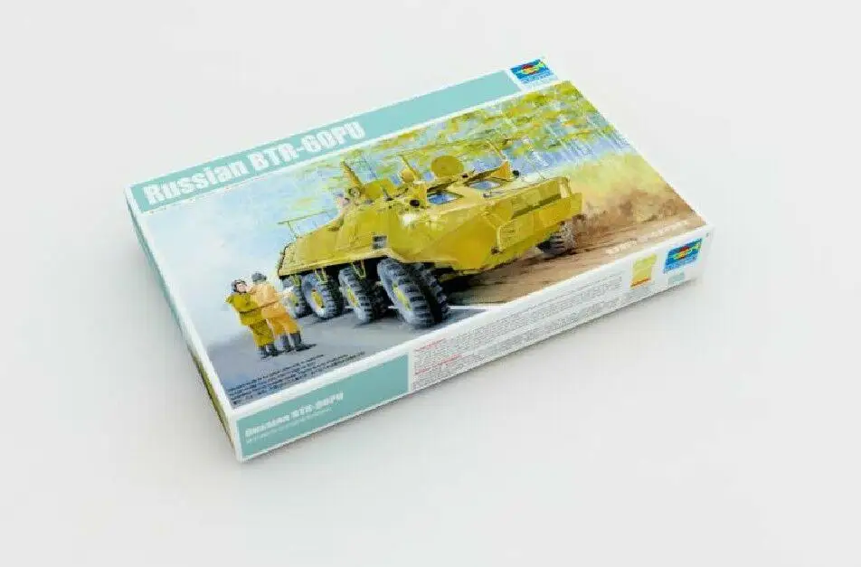 

Trumpeter 01576 1/35 BTR-60P BTR-60PU plastic model kit
