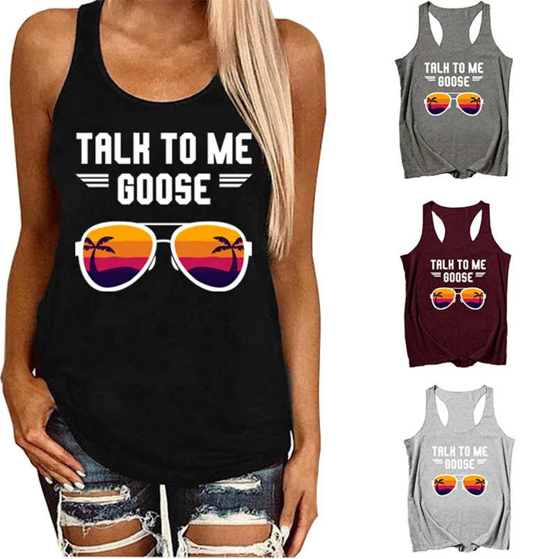 Женский хлопковый топ без рукавов летний облегающий с U образным вырезом и