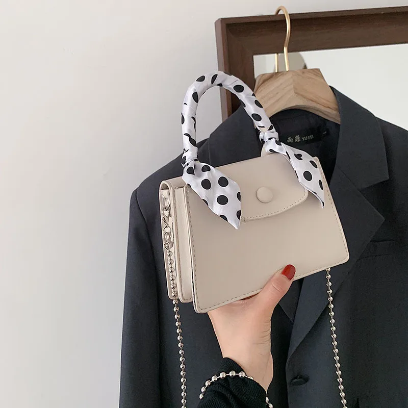 

High-quality Women's Silk Scarf Tote Bag Korean Version of One-shoulder Small Bag 2021 New Fashion Chain Messenger Handbag