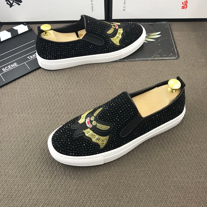Новые улицы моды Стразы вышивка обувь на плоской подошве для мужчин Дизайнерское