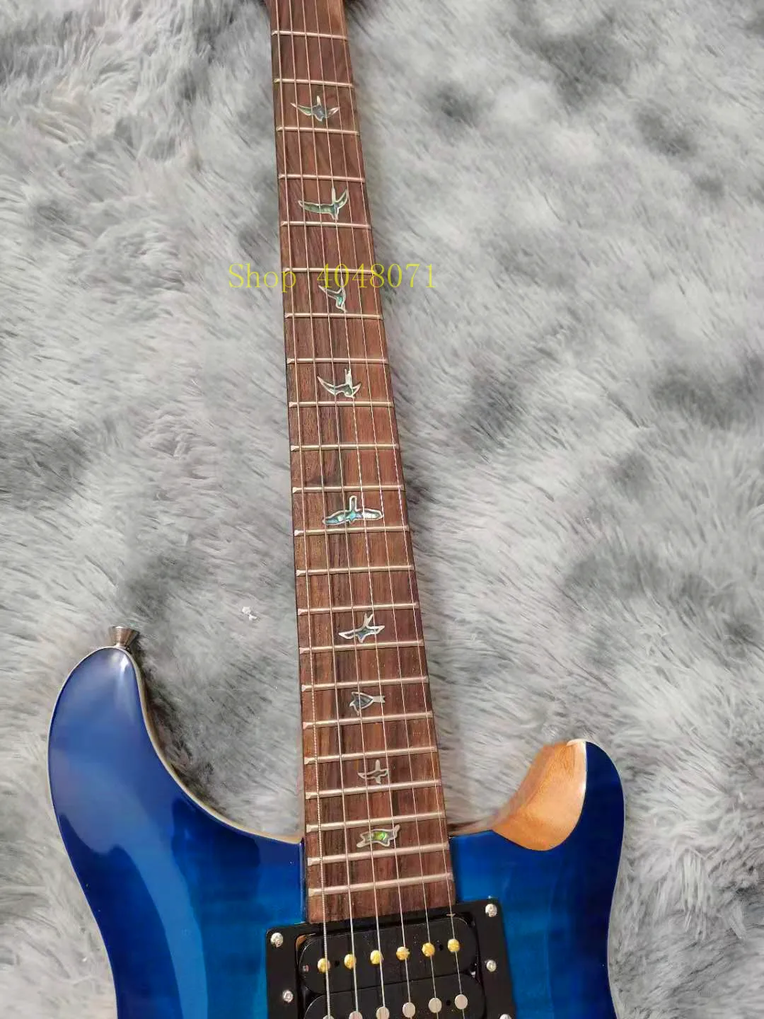 Бесплатная транспортировка 6 ой электрогитара Синий тигр поверхности по