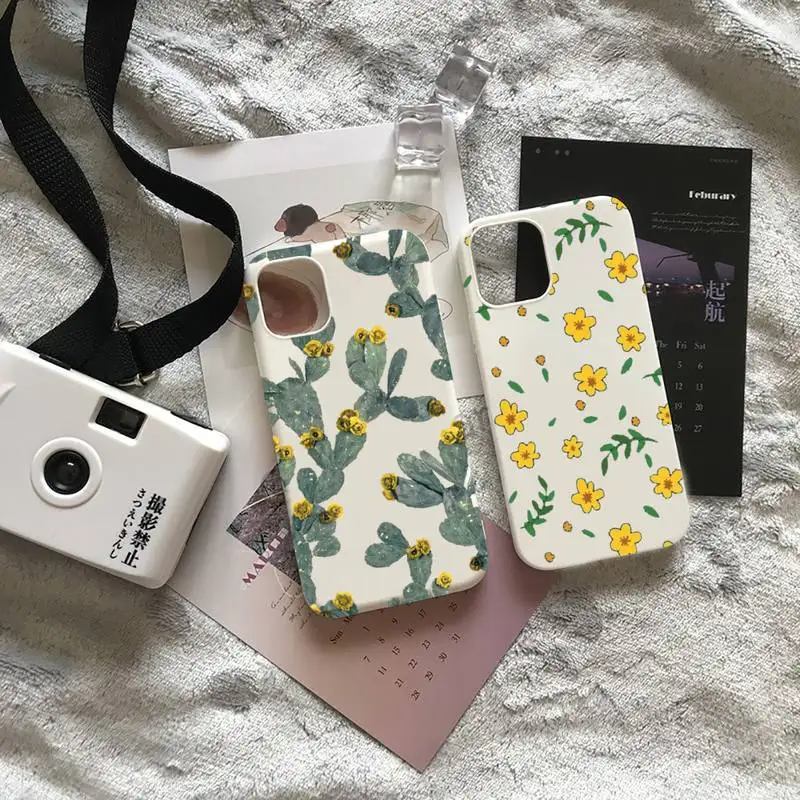 

Flower art strawberry pattern Phone Case Candy Color for iPhone 6 7 8 11 12 s mini pro X XS XR MAX Plus