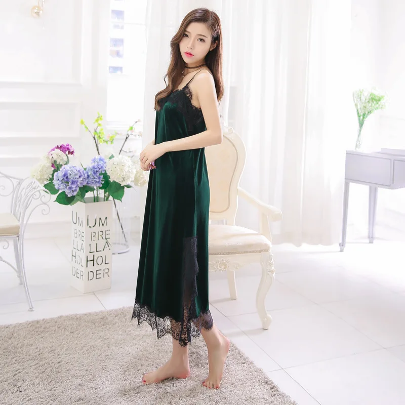 Элегантная бархатная длинная ночная рубашка кружевная сорочка с разрезом по