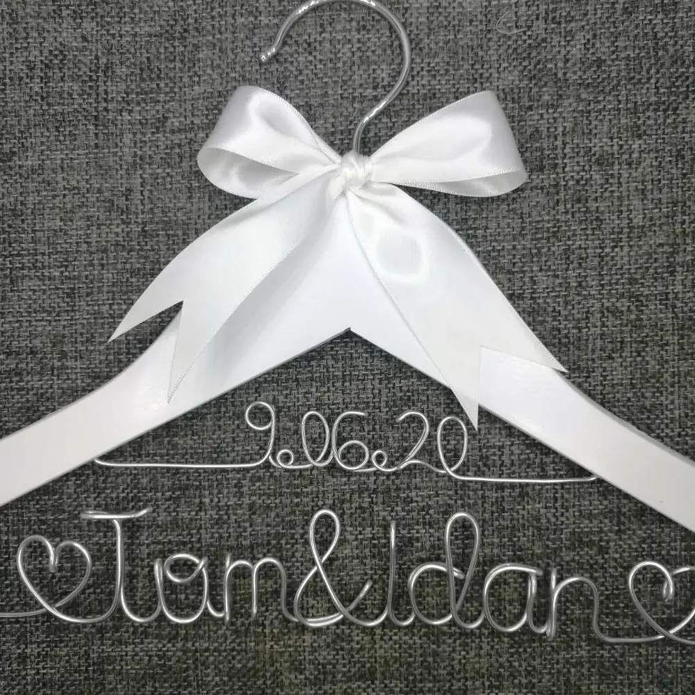 Персонализированные Свадебные вешалки подарки подружки невесты Имя вешалка для