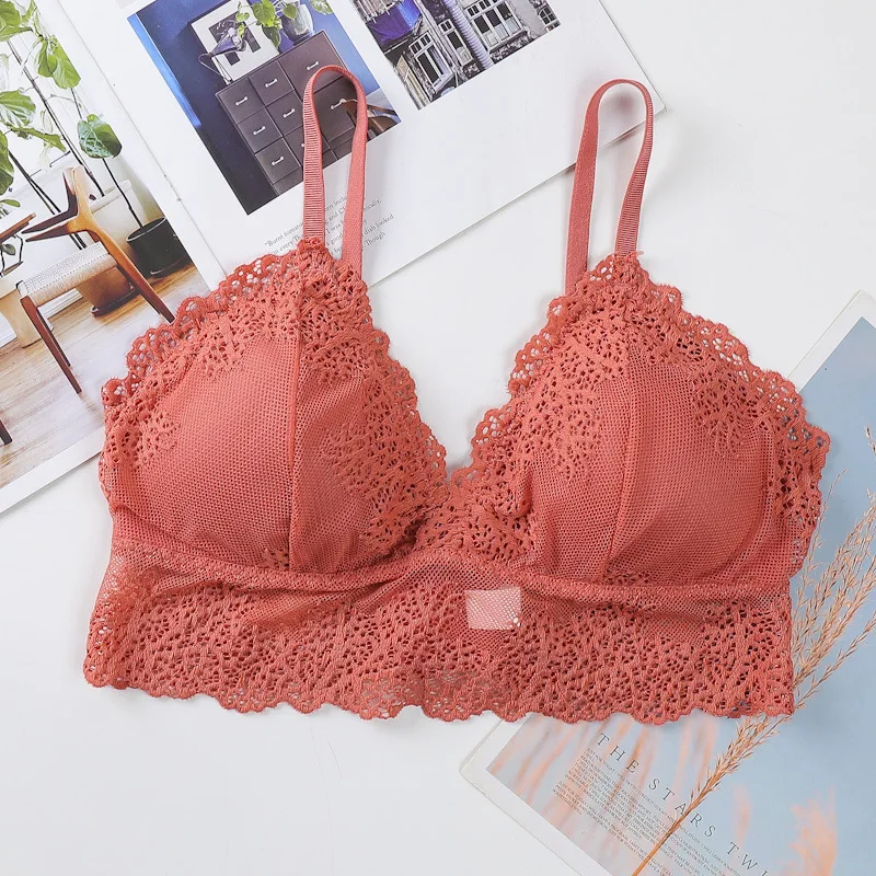 Женский бюстгальтер с треугольными чашками и глубоким V образным