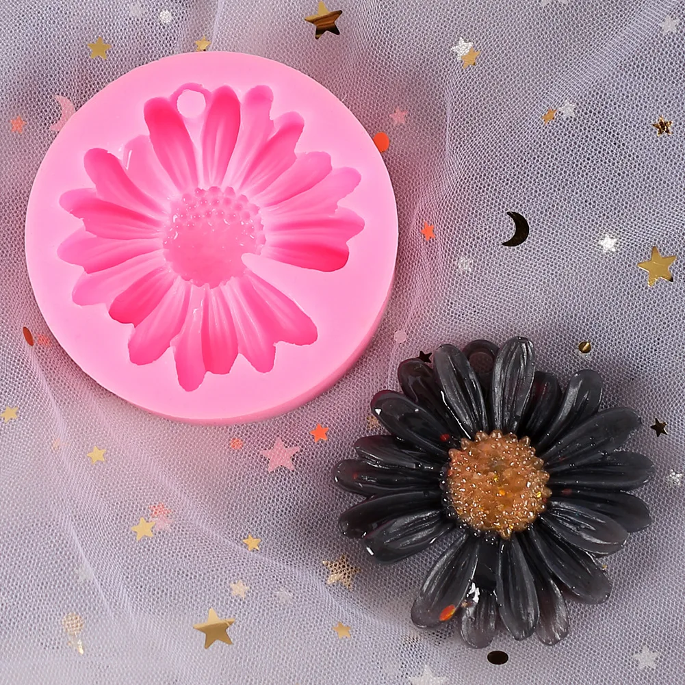

Daisy Chamomile Flower Silicone Mold Car Aromatherapy Epoxy Handmade Soap Candle Mold Diy Decoration Mold Cake Decorating Tools