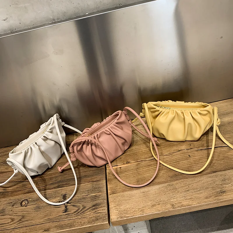 

Новинка 2020, женская модная Милая универсальная плиссированная сумка в форме облака, сумка через плечо, Офисная Повседневная сумка через пле...