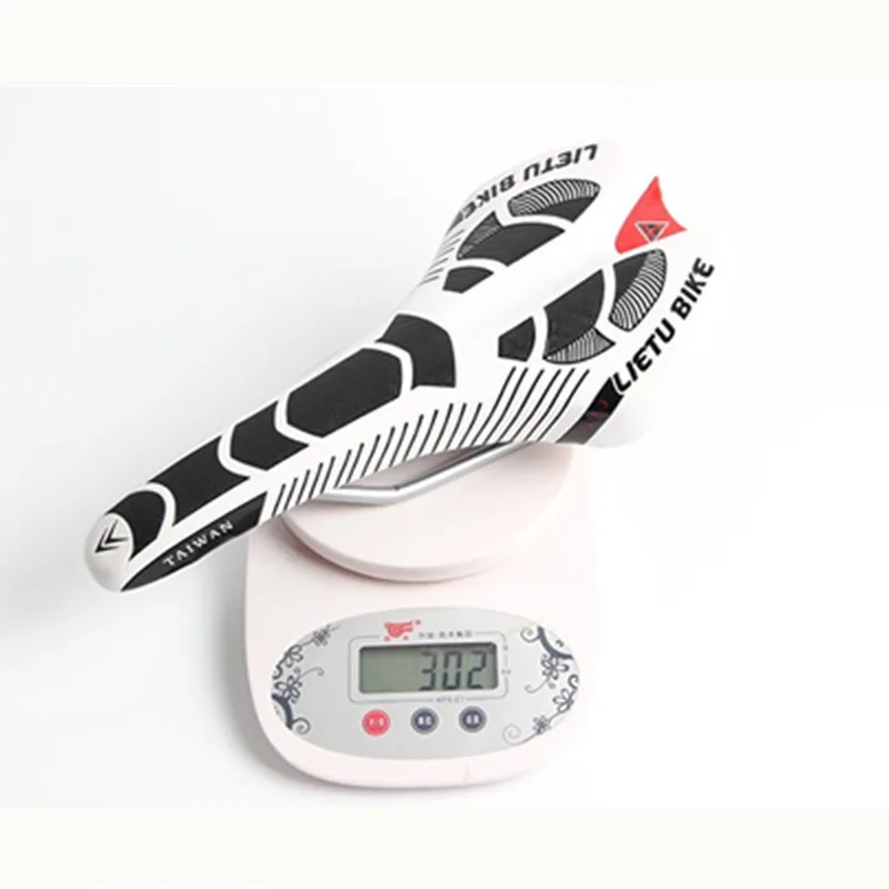 Велосипедное седло MTB BMX мягкое удобное нескользящее сверхлегкое регулируемое