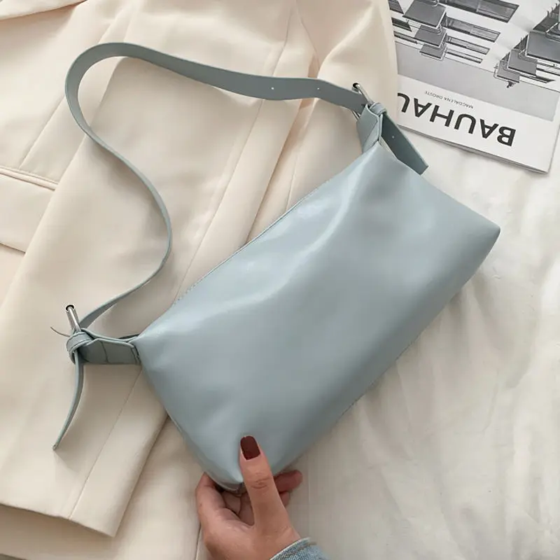 

Soft PU Leather Women Baguette Handbags Solid Color Hobos Ladies Armpit Bag Fashion Female Small Shoulder Bags Clutch Purse