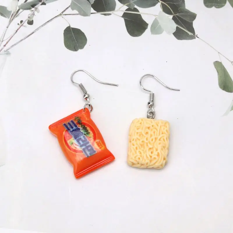 Забавные лапша быстрого приготовления Чили Моделирование питания Висячие