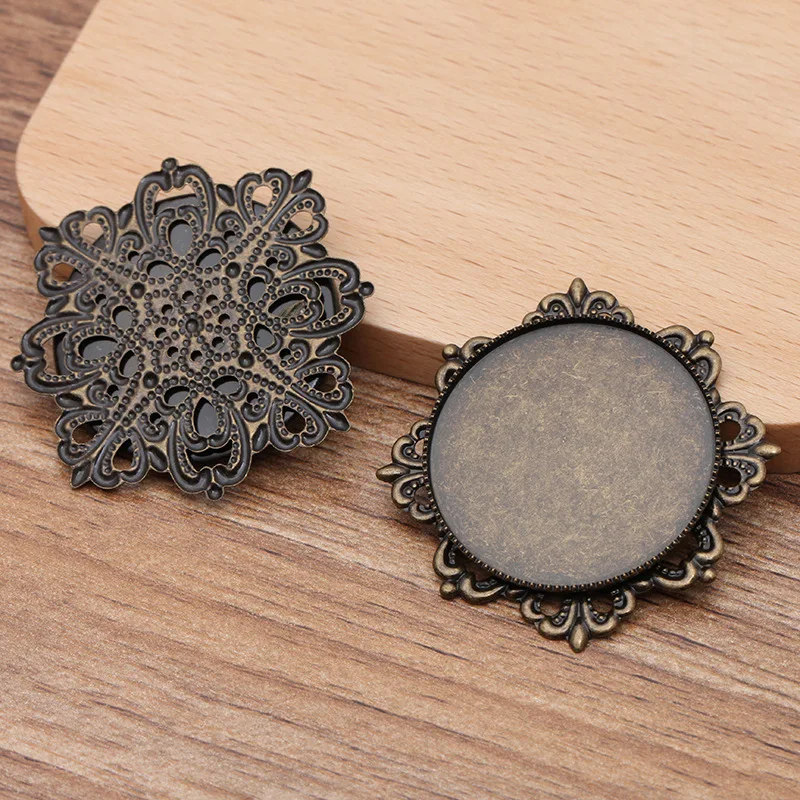 Рисунок 4 - филигранные квадратные подвески