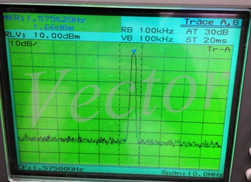 2,4G 1,57G источник помех частоты развертки VCO руководство/внешнее управление напряжением Wi-Fi gps источник питания