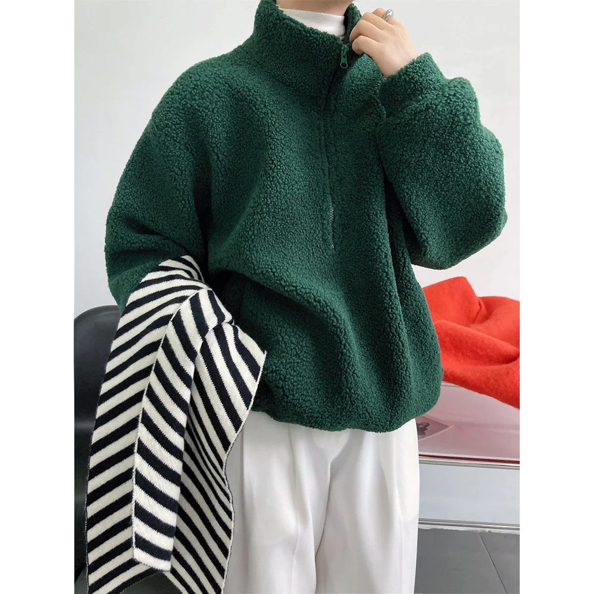 

Solid Drawstring Hem 1/2 Zipper Up Front Teddy Sweatshirt Green / White