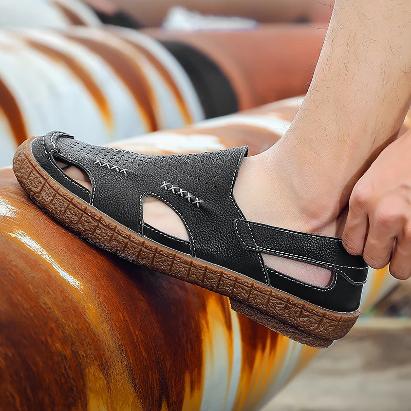 

Brand Summer Beach Shoes 2020 Fashion Designers Men Sandals Split Leather Slippers For Men Slip On Casual Shoes Big Size 38-46