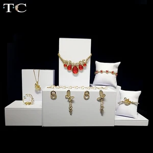 Витрина для ювелирных изделий, держатель для ожерелья, белая полиуретановая твердая геометрия, реквизит для фотографии, витрина для ювелирных изделий