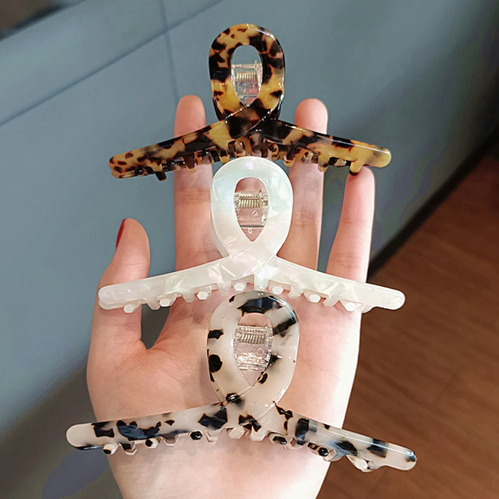 

Girl Hair Claw Clip Women Tough Colorful Plastic Hair Claw Large Hair Clamps Claw Clip Crab Chic Hair Accessories Headwear Gift